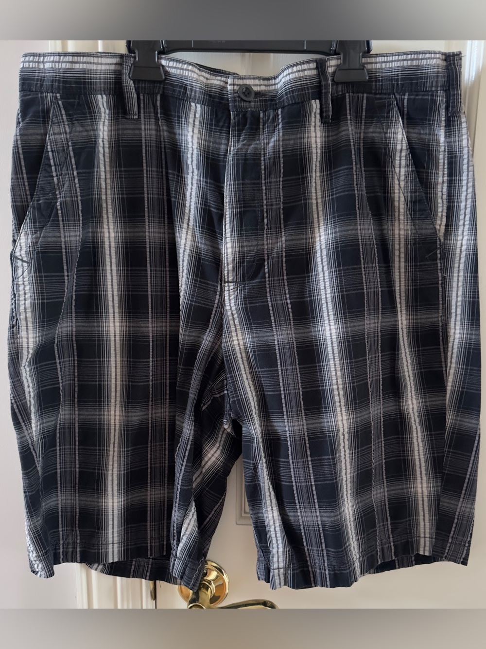 Apt. 9 Black & Gray Plaid Flat Front Shorts